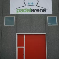 Fachada de las nave donde se encuentran las instalaciones