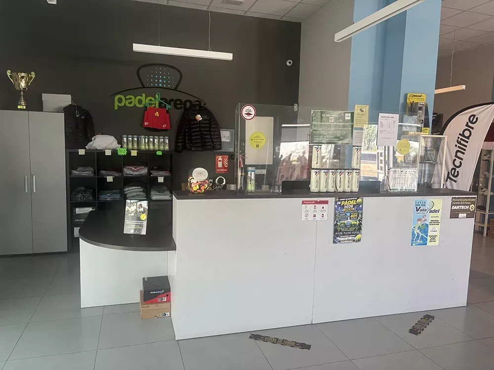 Mostrador con productos a la venta
