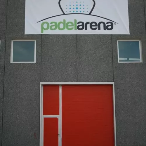Fachada de las nave donde se encuentran las instalaciones