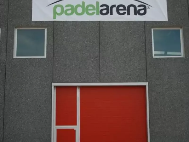 Fachada de las nave donde se encuentran las instalaciones